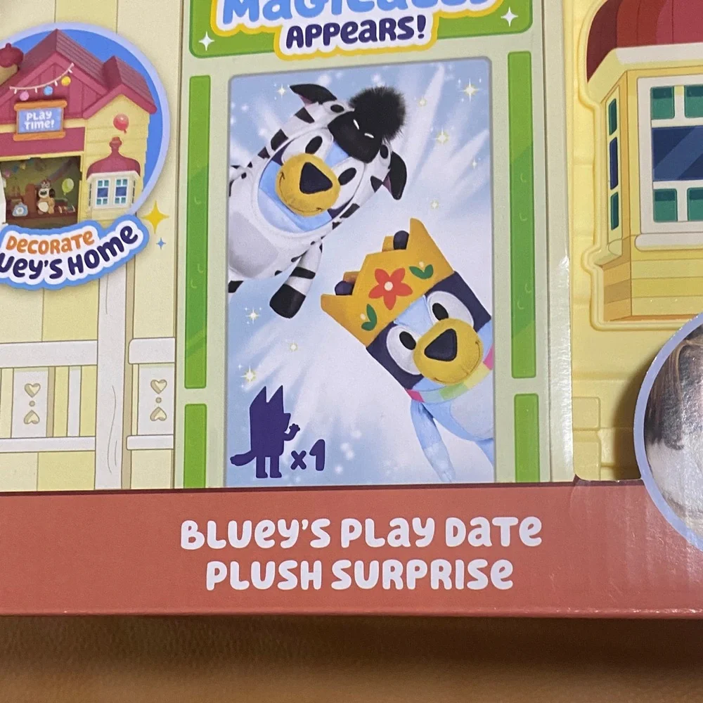Bluey’s‎ Playdate Plush Surprise Decorate Bluey’s home NWT in original box
